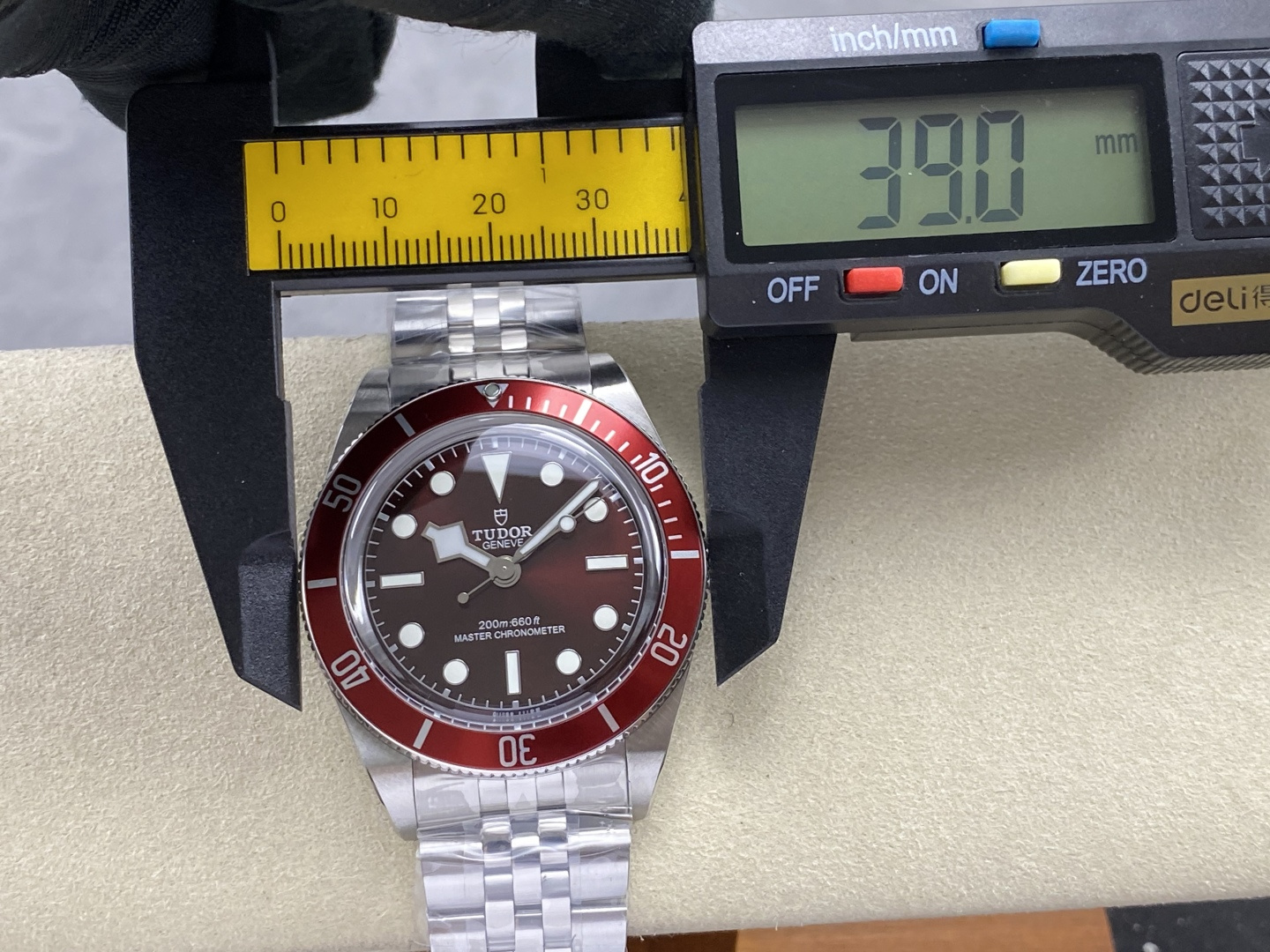 Tudor Black Bay 58 Burgundy M7939A1A0RU-0001 1:1 Superclone - Image 6