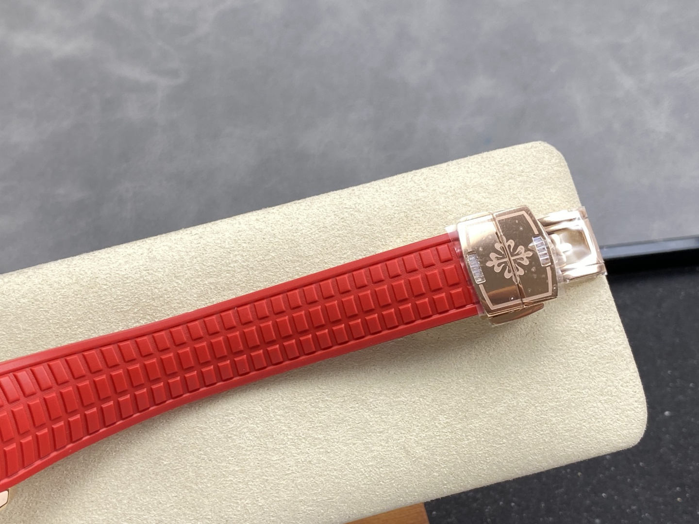 Patek Philippe Aquanaut Luce 7968/300R-001 Rainbow Chronograph 1:1 Superclone - Image 70