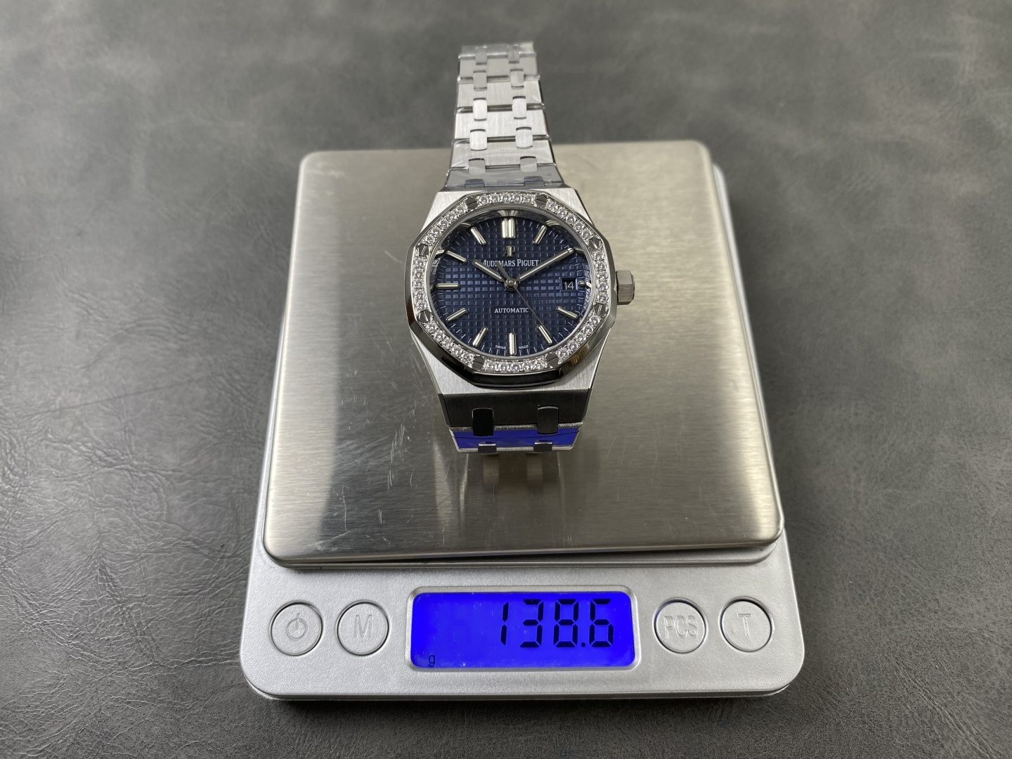 Audemars Piguet Royal Oak 15450 37 mm Configuration 6D807C 1:1 Superclone - Image 8