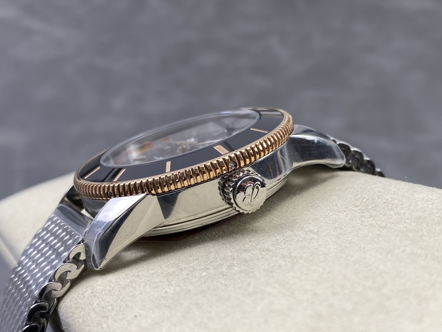 Breitling Superocean Heritage Rubber strap 42 mm GF Factory Configuration 5942F3 1:1 Superclone - Image 5