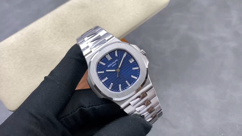 Patek Philippe Nautilus 5711 Platinum 1:1 Superclone