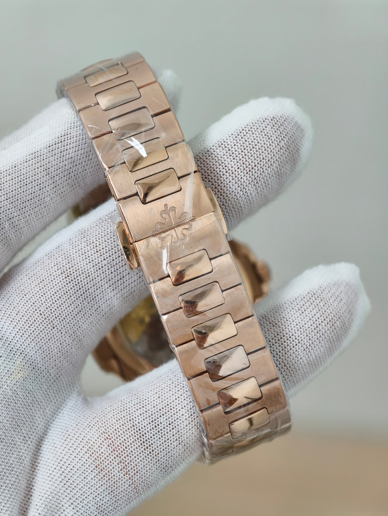 Patek Philippe Nautilus 5712R 1:1 Superclone - Image 3