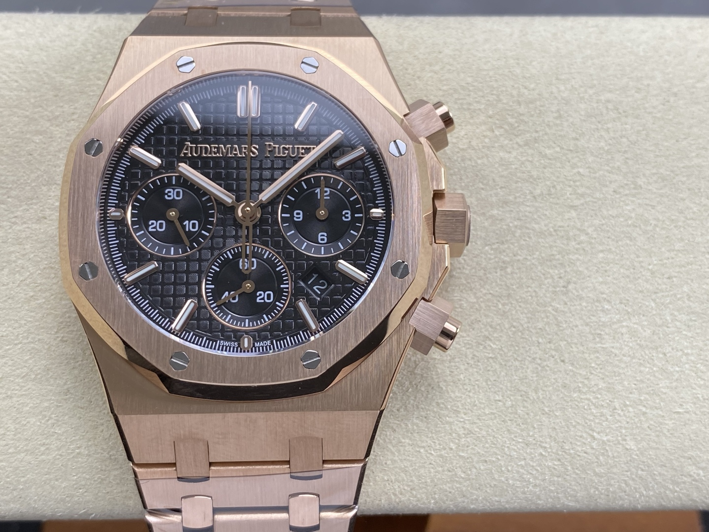 Audemars Piguet Royal Oak Stainless steel 41 mm Chronograph Configuration FC92E1 1:1 Superclone - Image 7