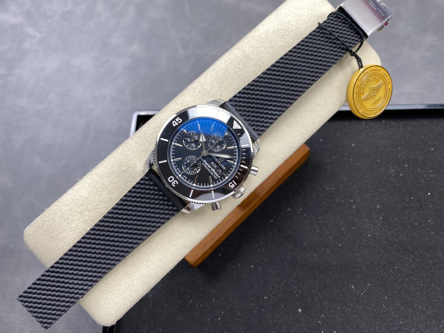 Breitling Superocean BLS Factory Configuration 05BDA2 1:1 Superclone - Image 5
