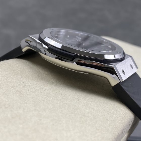 Hublot Classic Fusion CLEAN Factory Configuration EA071C 1:1 Superclone