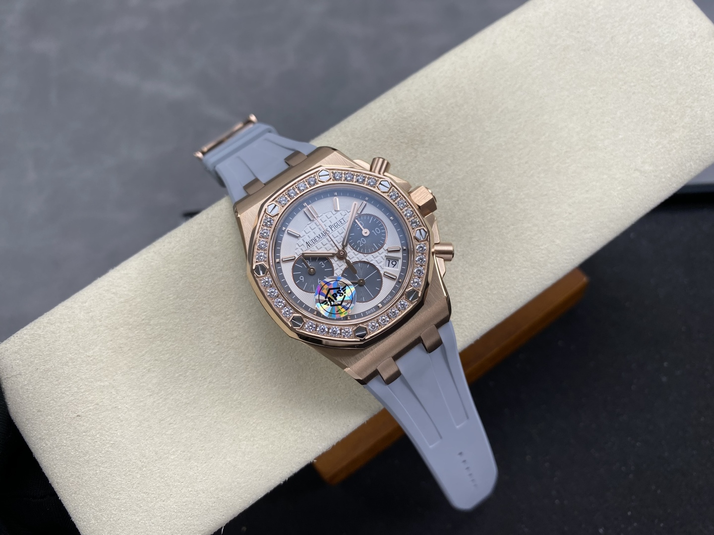 Audemars Piguet Royal Oak Offshore 26231 37 mm APS Factory Configuration 96CFFF 1:1 Superclone - Image 8