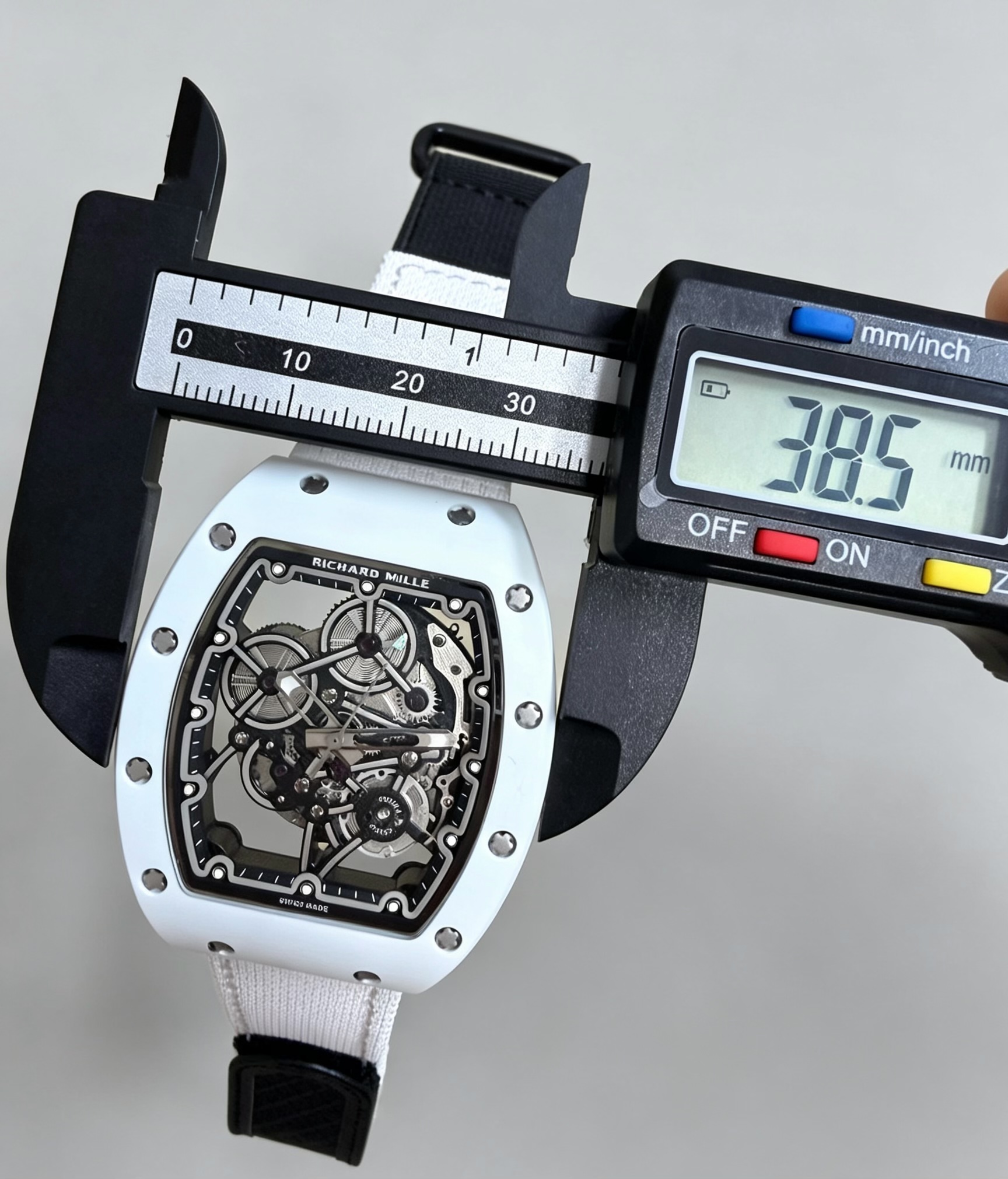 Richard Mille RM 055 RM055 Carbon composite 38.5 mm Configuration 6D4676 1:1 Superclone - Image 12