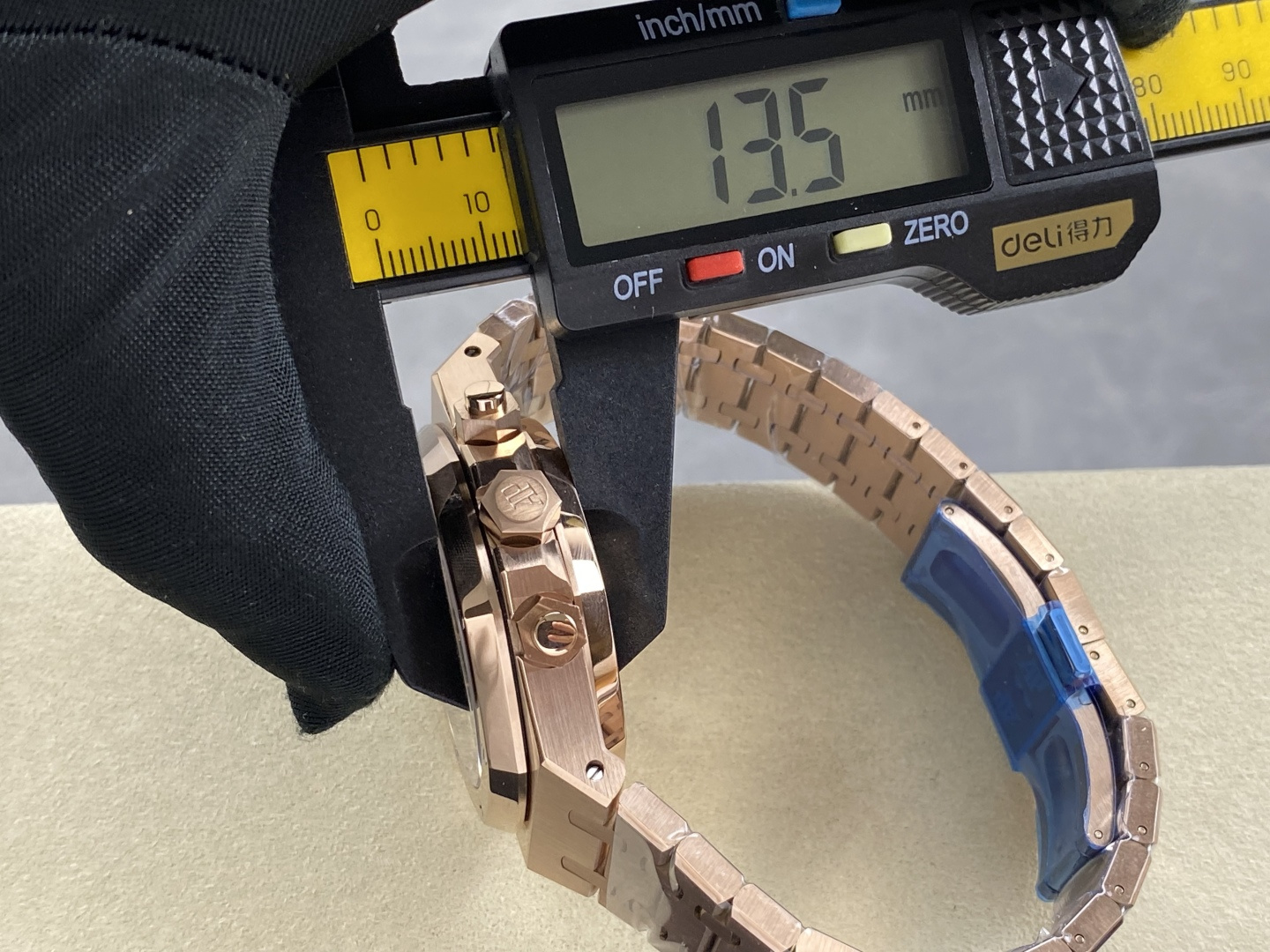 Audemars Piguet Royal Oak Stainless steel 41 mm Chronograph Configuration FC92E1 1:1 Superclone - Image 13