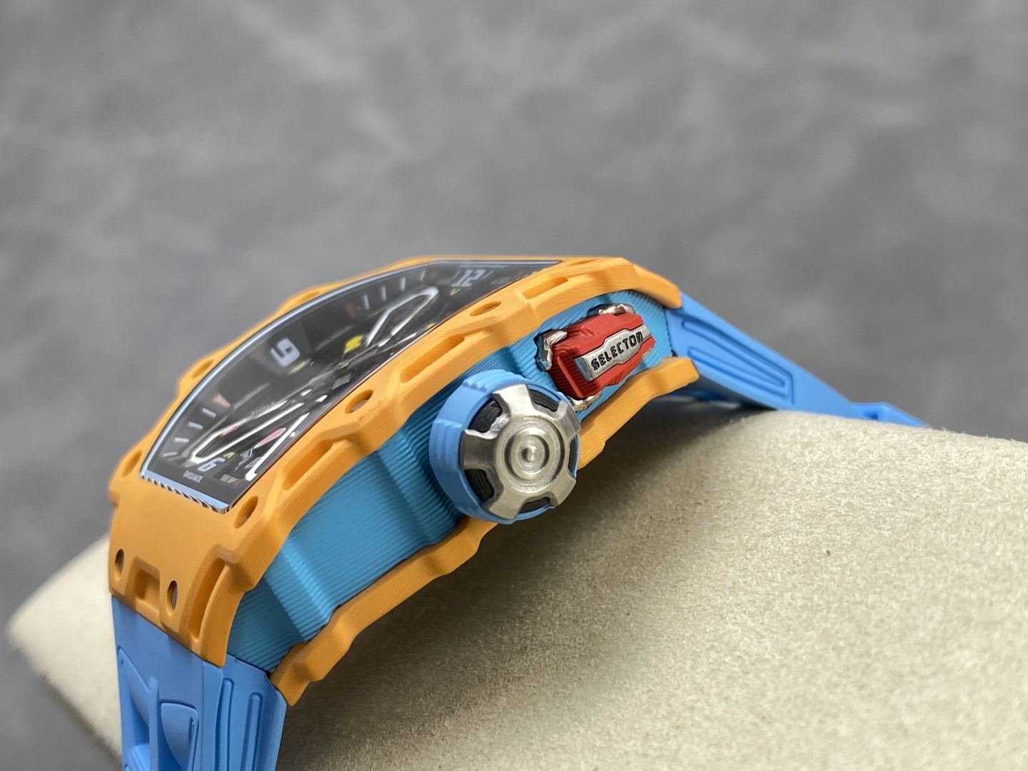 Richard Mille RM 035 RM35 Carbon composite 43.15 x 49.95 mm Skeleton / openworked CLEAN Factory Configuration EFEDF2 1:1 Superclone - Image 4