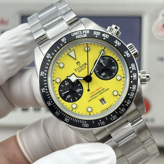 Tudor Black Bay Stainless steel Yellow dial Stainless-steel bracelet 39 mm Configuration 3F92B8 1:1 Superclone