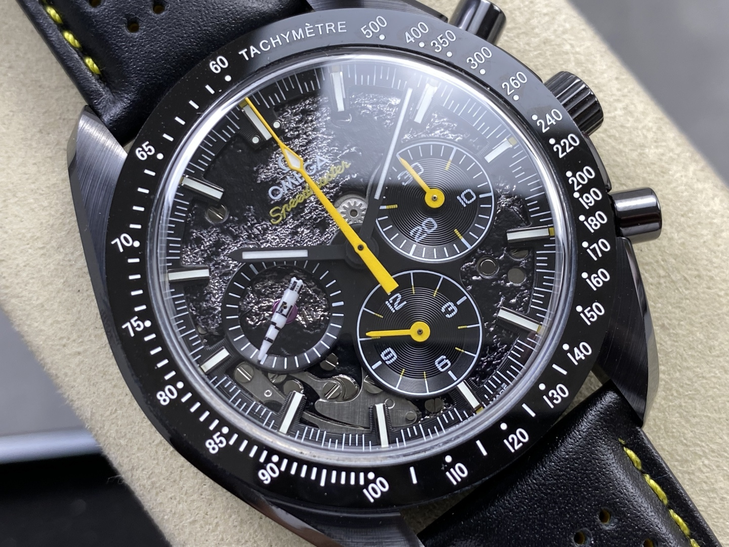 Omega Speedmaster Dark Side of the Moon Manual Chronograph 4E4890 1:1 Superclone - Image 8