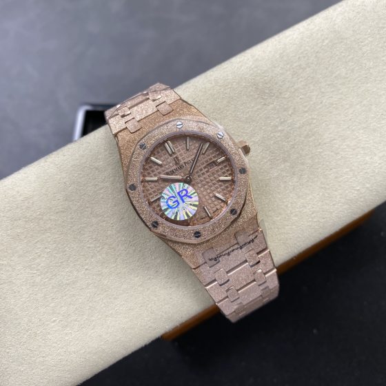 Audemars Piguet Royal Oak 67651OR 33 mm Date display Configuration 818218 1:1 Superclone