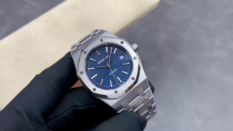 Audemars Piguet Royal Oak 15300ST Stainless steel 39 mm Configuration BA9E0A 1:1 Superclone