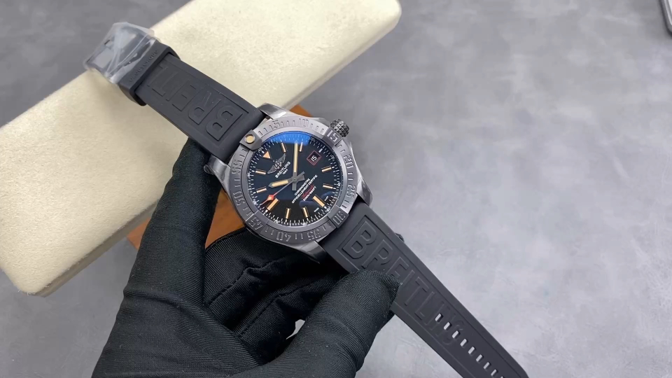 Breitling Avenger Titanium 44 x 12.7 mm GF Factory Configuration 700290 1:1 Superclone