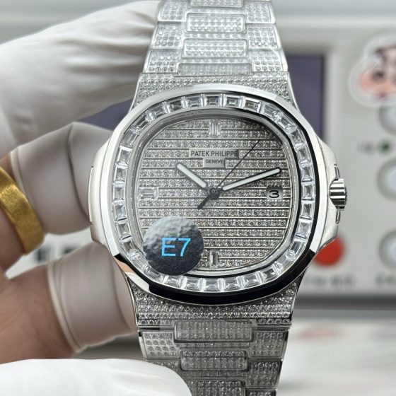 Patek Philippe Nautilus 5711/1A Stainless steel 40 mm Automatic Configuration 7A4562 1:1 Superclone