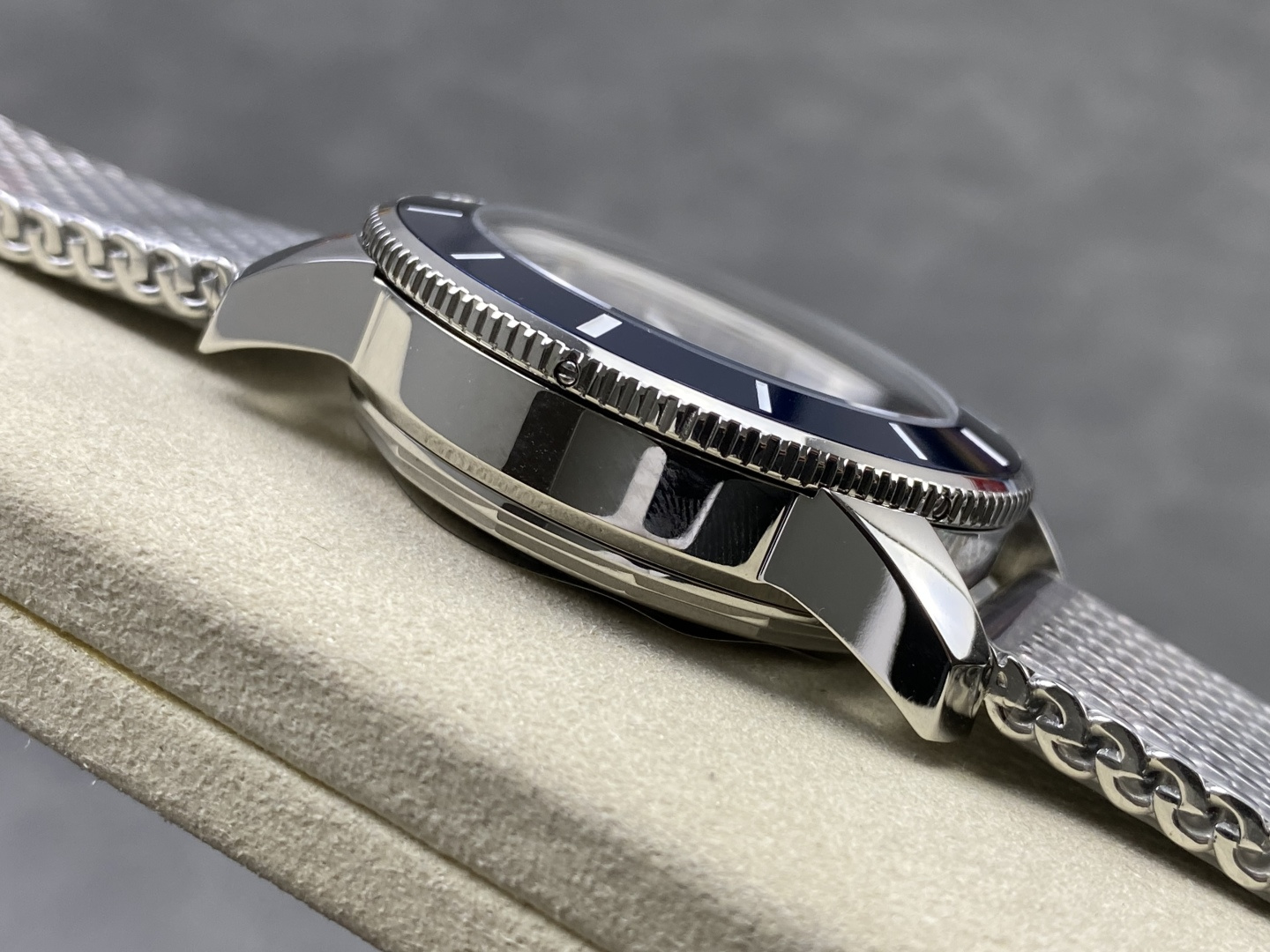 Breitling Superocean Heritage Date display Automatic BLS Factory Configuration D55009 1:1 Superclone - Image 5