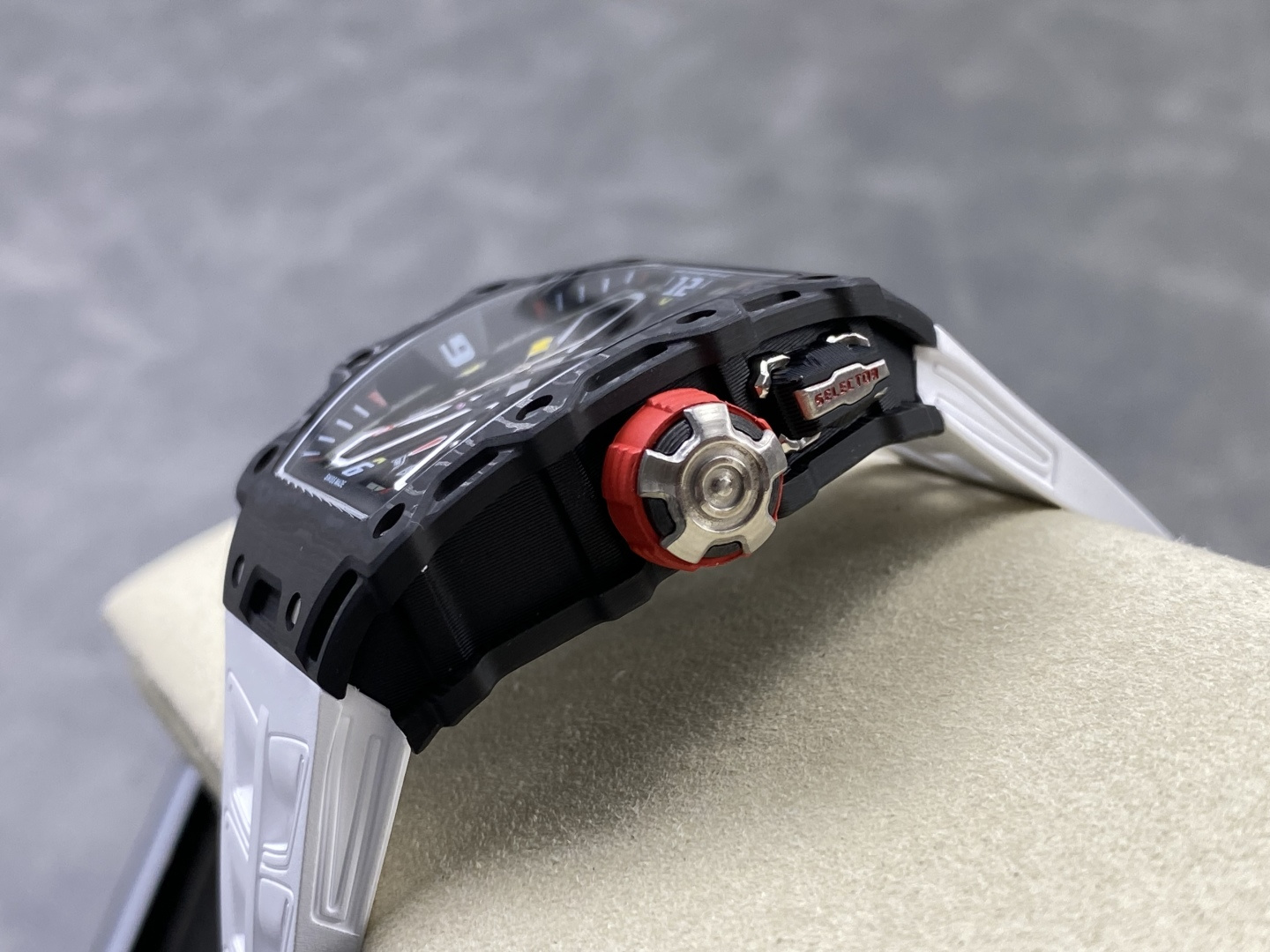 Richard Mille RM 035 RM35 Carbon composite 43.15 x 49.95 mm Skeleton / openworked CLEAN Factory Configuration 684098 1:1 Superclone - Image 3