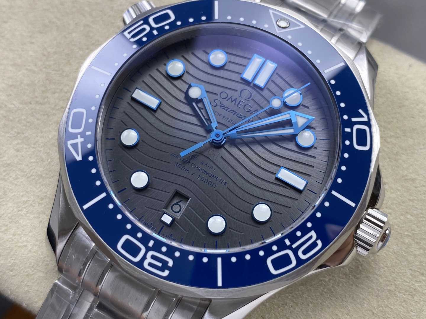 Omega Seamaster Diver 300M Green 42 mm Configuration 82B7B3 1:1 Superclone - Image 8
