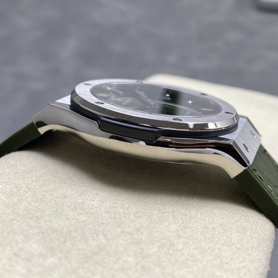 Hublot Classic Fusion 42 mm Configuration D81B17 1:1 Superclone