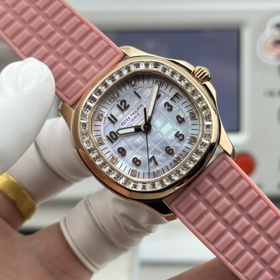 Patek Philippe Aquanaut 35.6 mm GR Factory Configuration 23D42D 1:1 Superclone