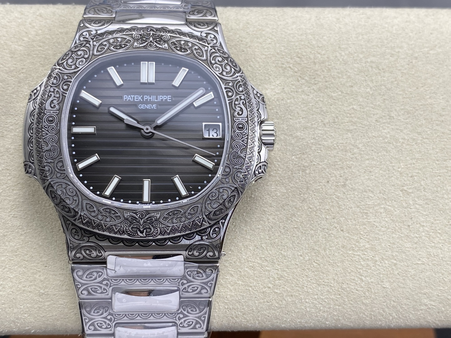 Patek Philippe Nautilus Stainless steel Gray dial 40 mm Automatic Configuration FF7590 1:1 Superclone - Image 14