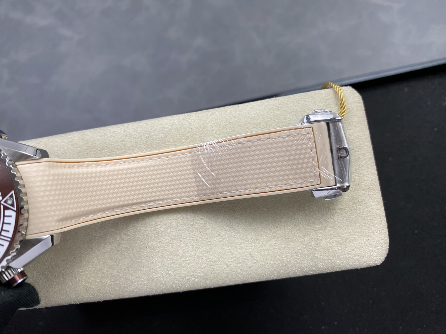 Omega Seamaster 215.32.46.51.01.001 Stainless steel Beige dial Beige 45.5 mm Chronograph ANT Factory Configuration 159138 1:1 Superclone - Image 5