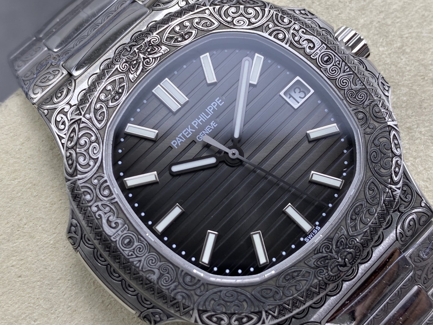 Patek Philippe Nautilus Stainless steel Gray dial 40 mm Automatic Configuration FF7590 1:1 Superclone - Image 20