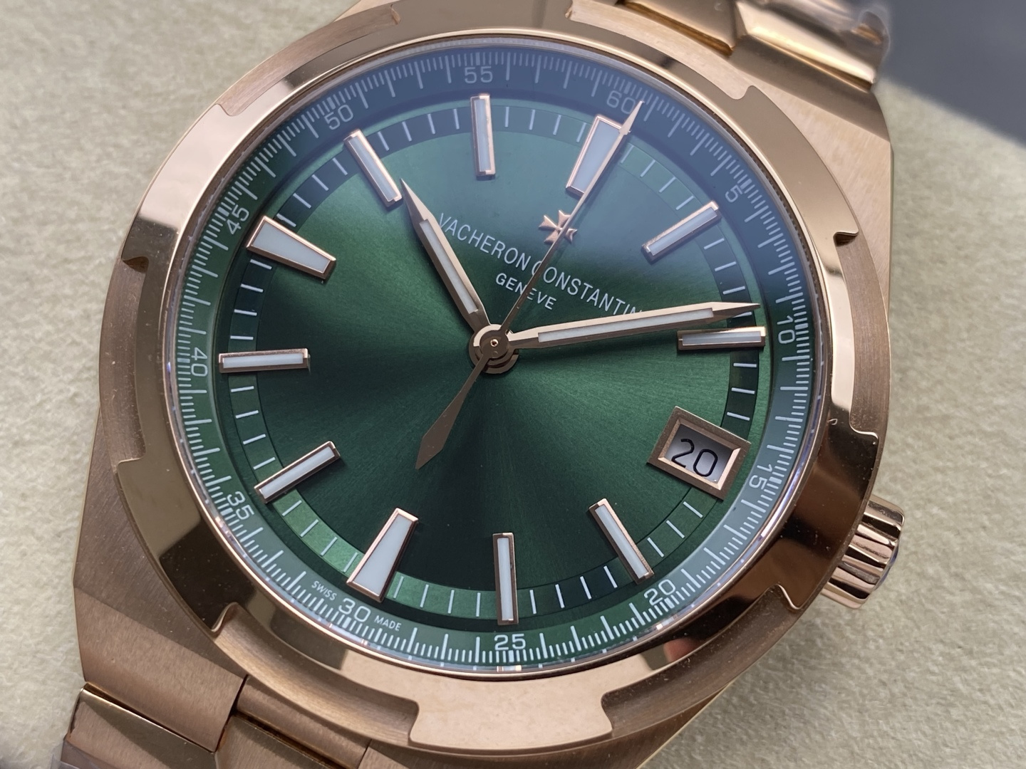 Vacheron Constantin Overseas 4500V Stainless steel Rose Stainless-steel bracelet K1 Factory Configuration 4A76A5 1:1 Superclone - Image 11