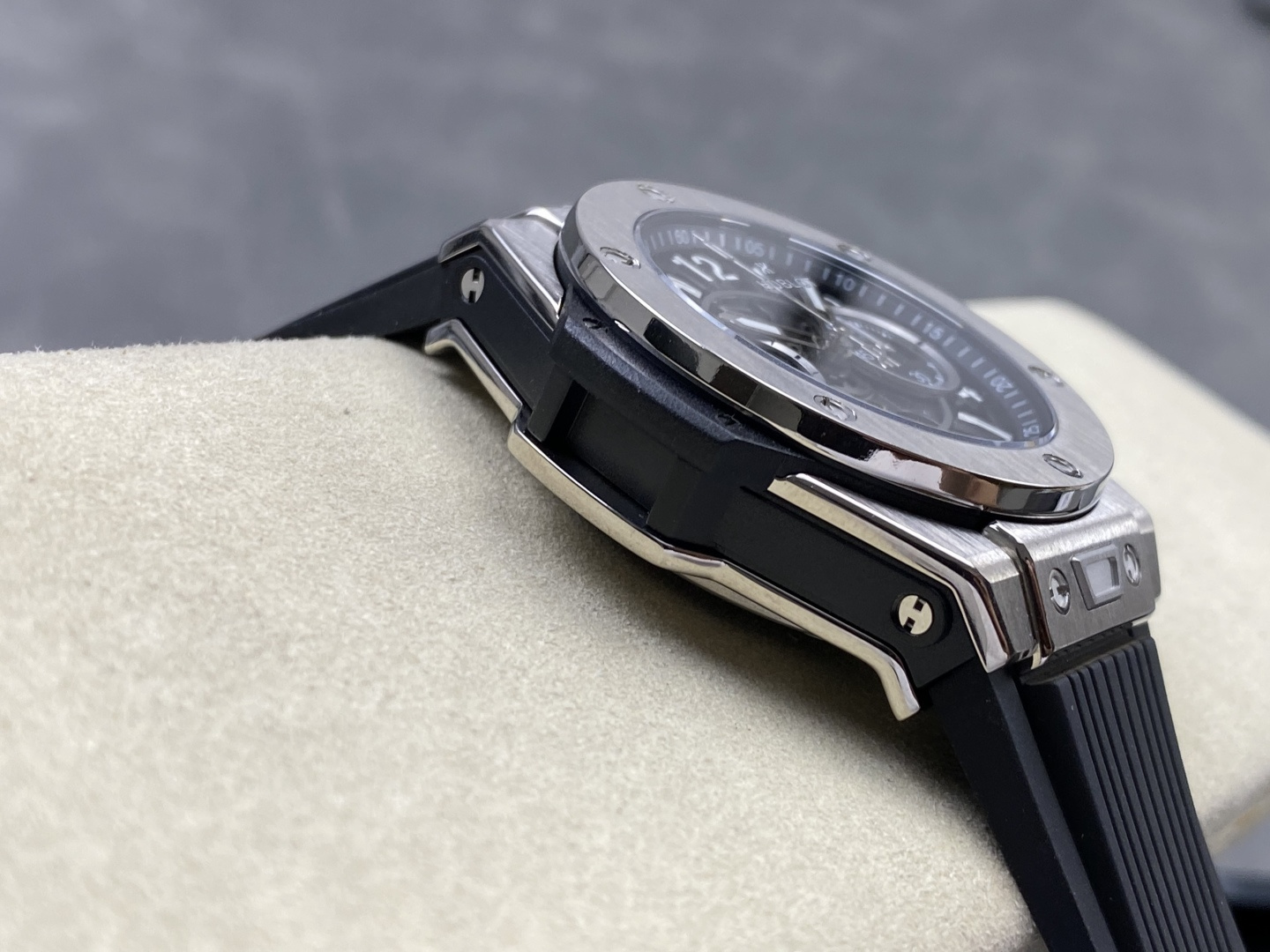 Hublot Big Bang Titanium 42 mm Chronograph BBF Factory Configuration 153F49 1:1 Superclone - Image 2