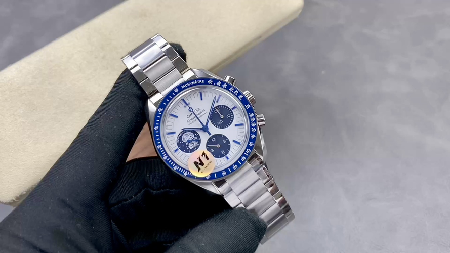 Omega Speedmaster Snoopy E12B2D 1:1 Superclone