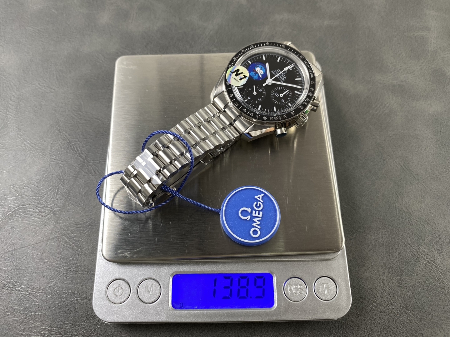 Omega Speedmaster Snoopy 834C69 1:1 Superclone - Image 7
