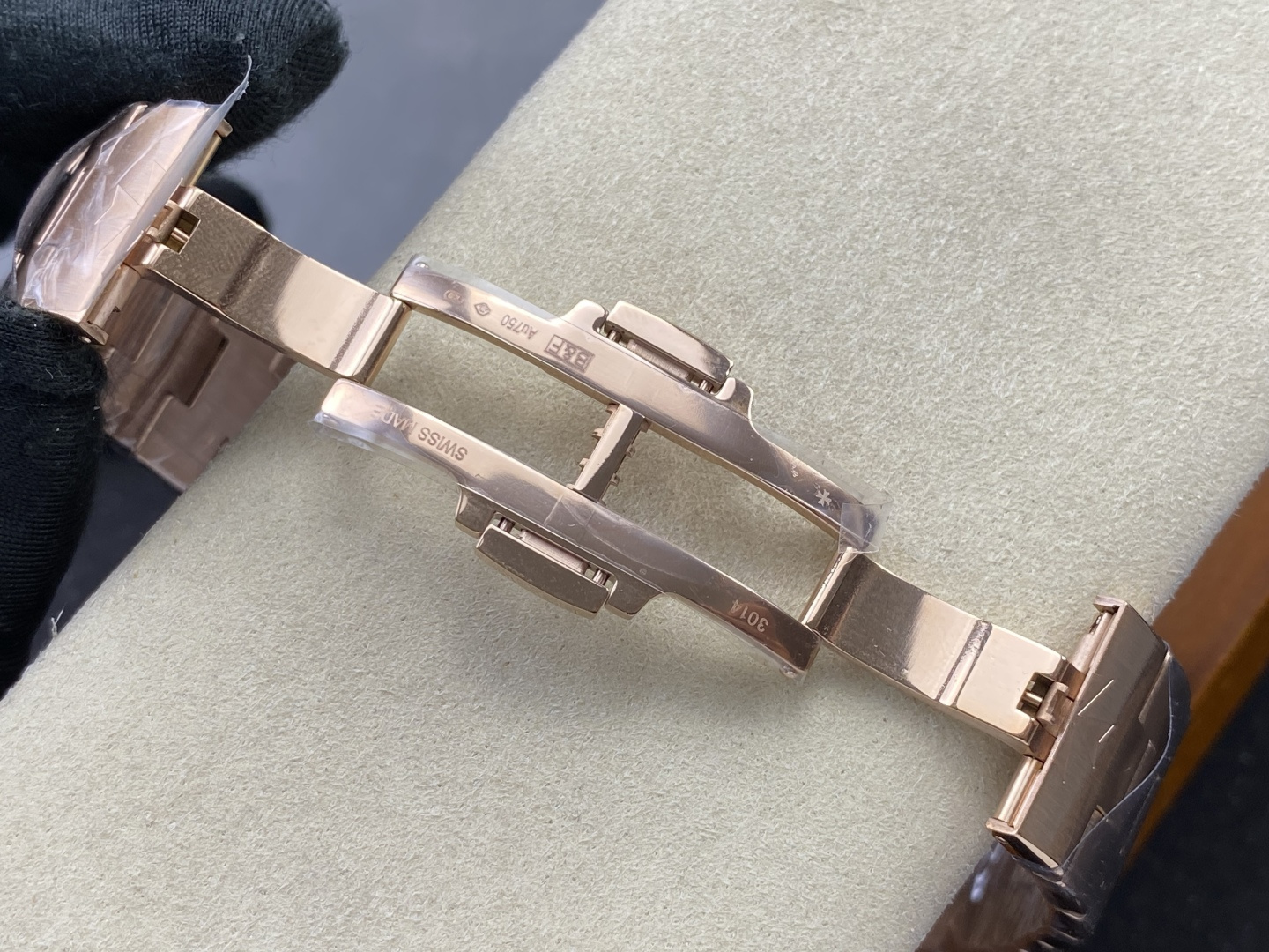 Vacheron Constantin Overseas 4500V Stainless steel Rose Stainless-steel bracelet K1 Factory Configuration 4A76A5 1:1 Superclone - Image 7