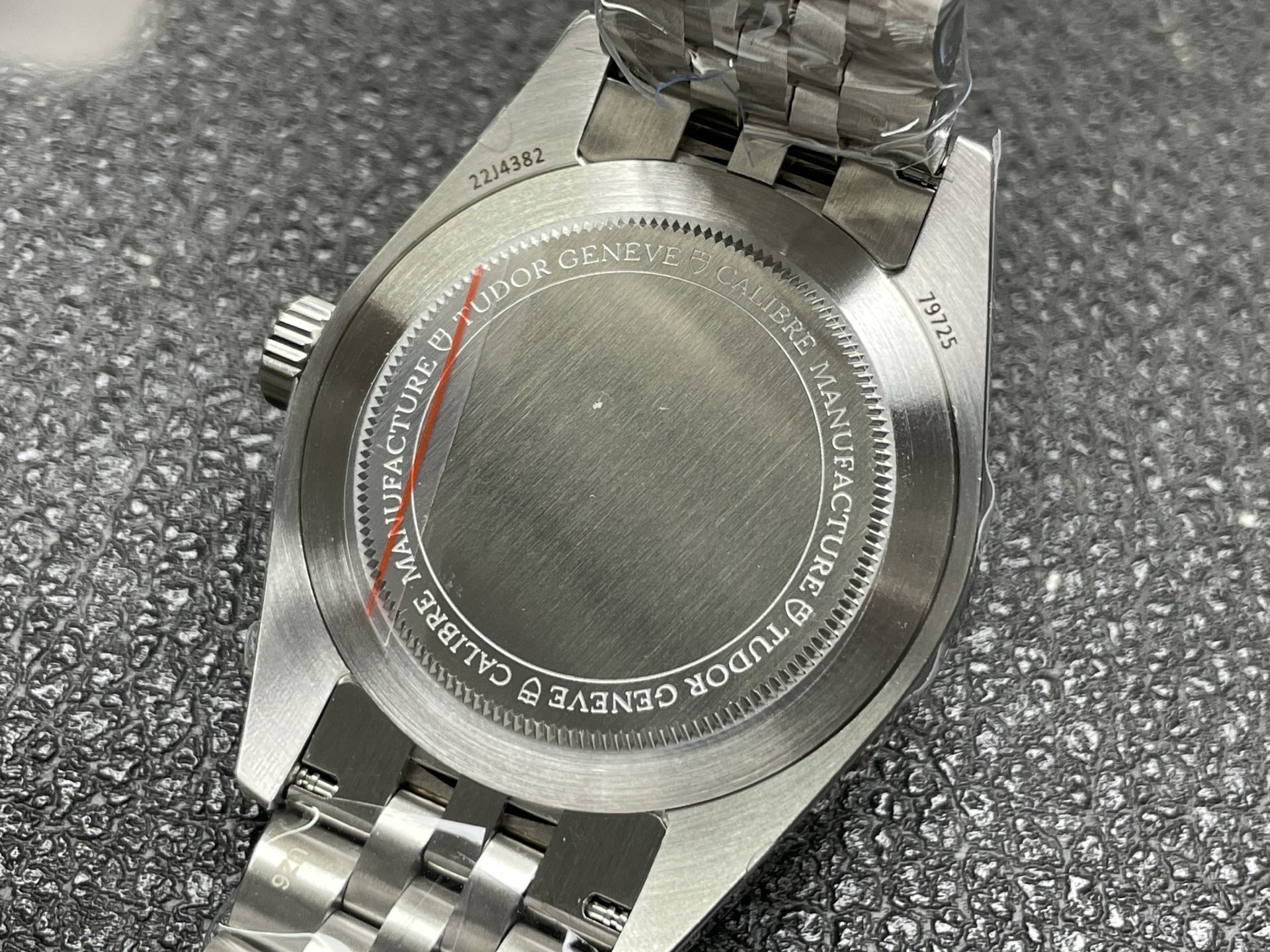 Tudor Black Bay Stainless steel Black dial Stainless-steel bracelet 39 mm GMT / dual time Configuration 2BEAB9 1:1 Superclone - Image 9