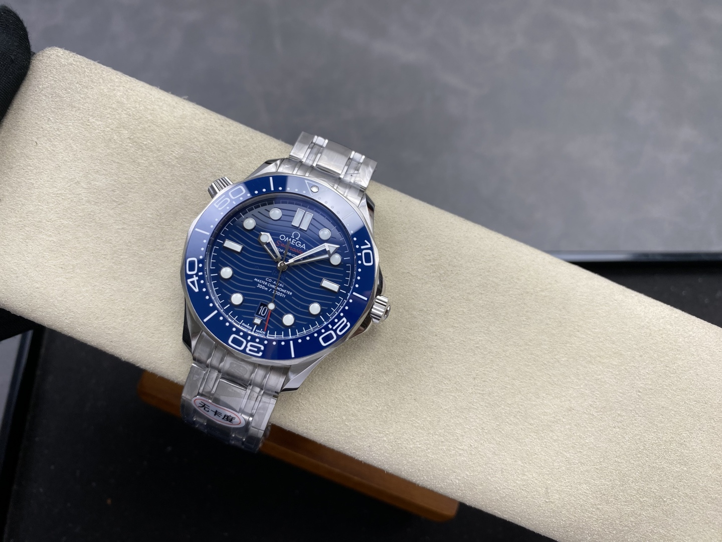 Omega Seamaster Diver 300M Green 42 mm Configuration 3C39CB 1:1 Superclone - Image 4