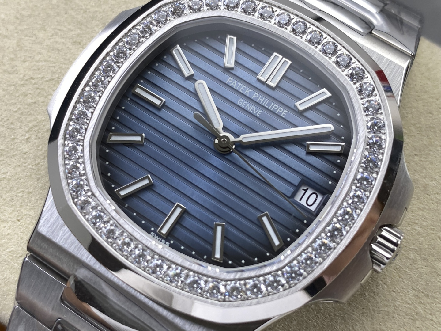 Patek Philippe Nautilus 5711 3K Factory Configuration 81E8AE 1:1 Superclone - Image 11