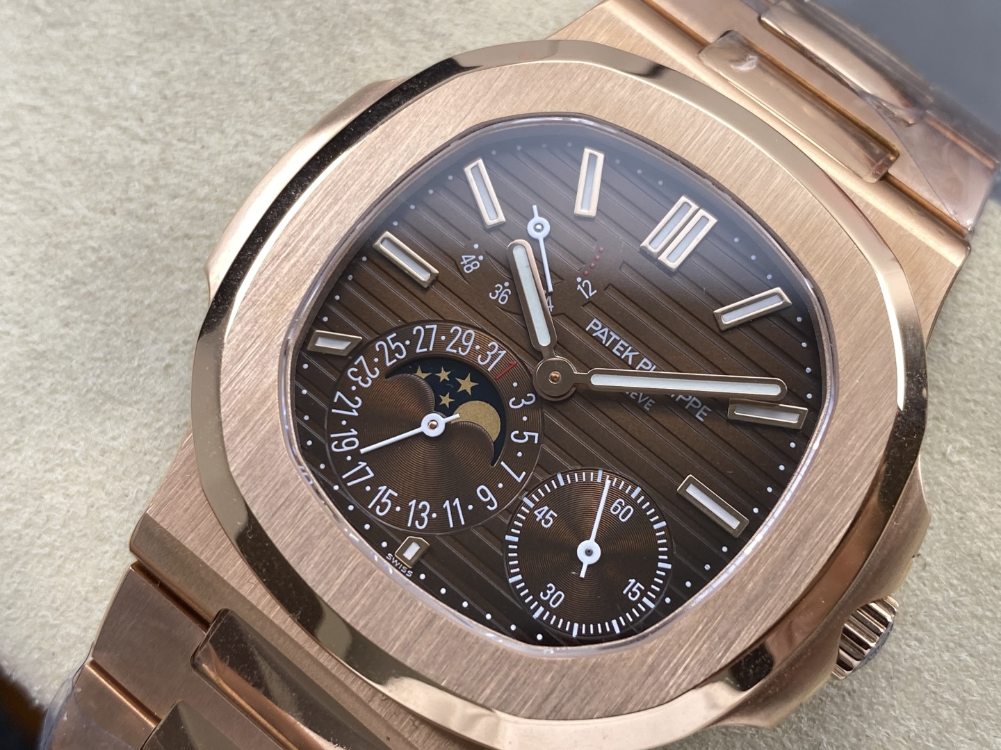 Patek Philippe Nautilus 5712R 1:1 Superclone - Image 28