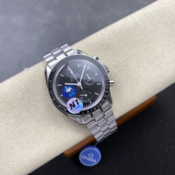 Omega Speedmaster Snoopy 834C69 1:1 Superclone