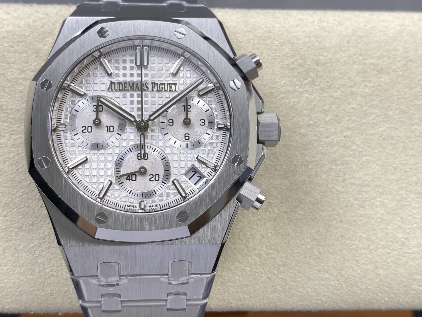 Audemars Piguet Royal Oak 26240ST Stainless steel Stainless-steel bracelet 41 mm Chronograph Configuration E8FB2D 1:1 Superclone - Image 11
