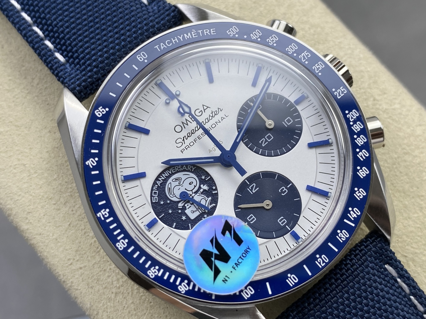 Omega Speedmaster Silver Snoopy Award 50th Anniversary 42 mm 310.32.42.50.02.001 1:1 Superclone - Image 9