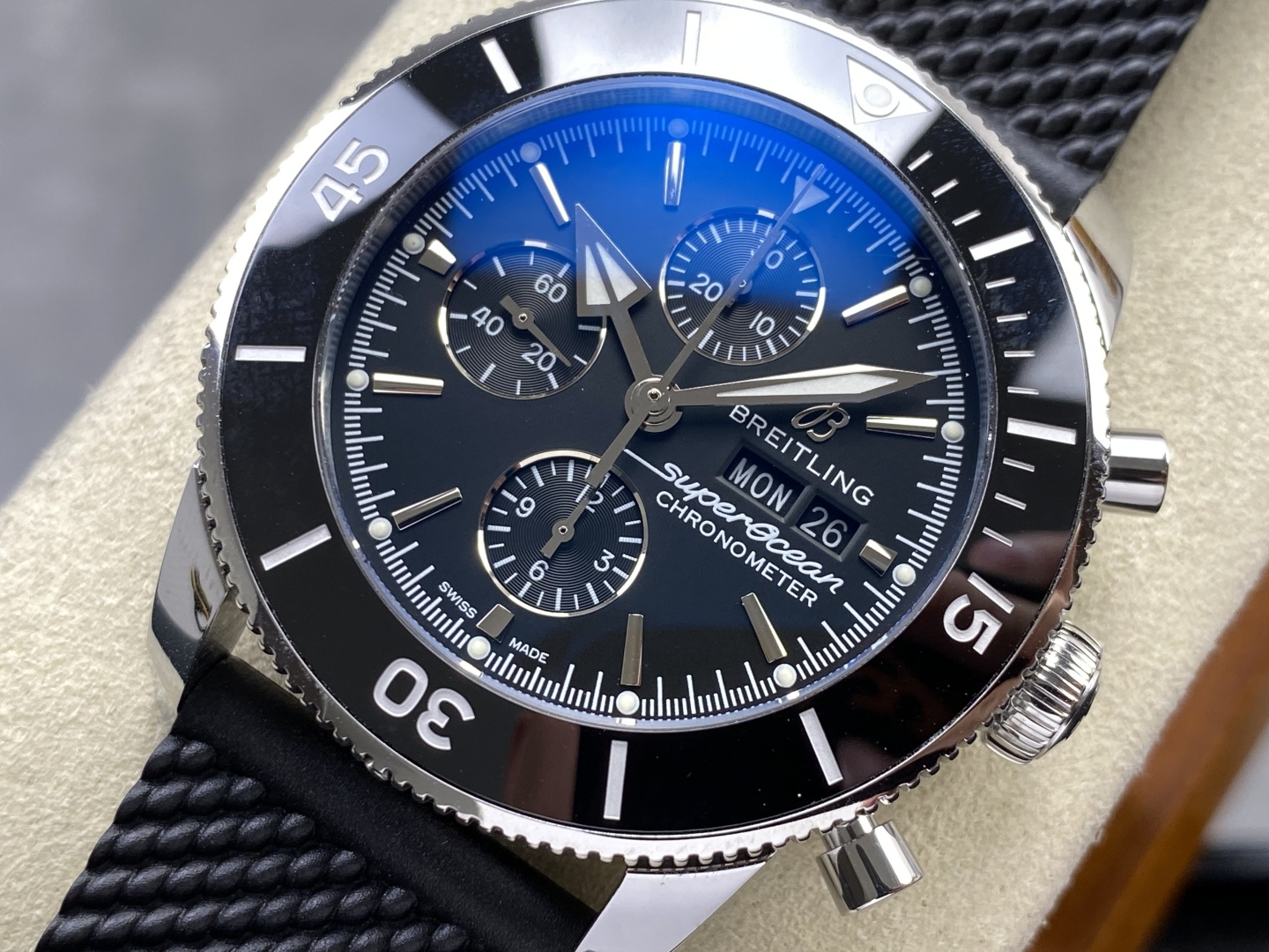 Breitling Superocean BLS Factory Configuration 05BDA2 1:1 Superclone - Image 7