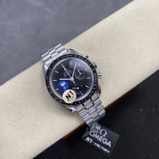 Omega Speedmaster Professional Silver Snoopy Award Eyes on the Stars 42 mm 3578.51.00 1:1 Superclone