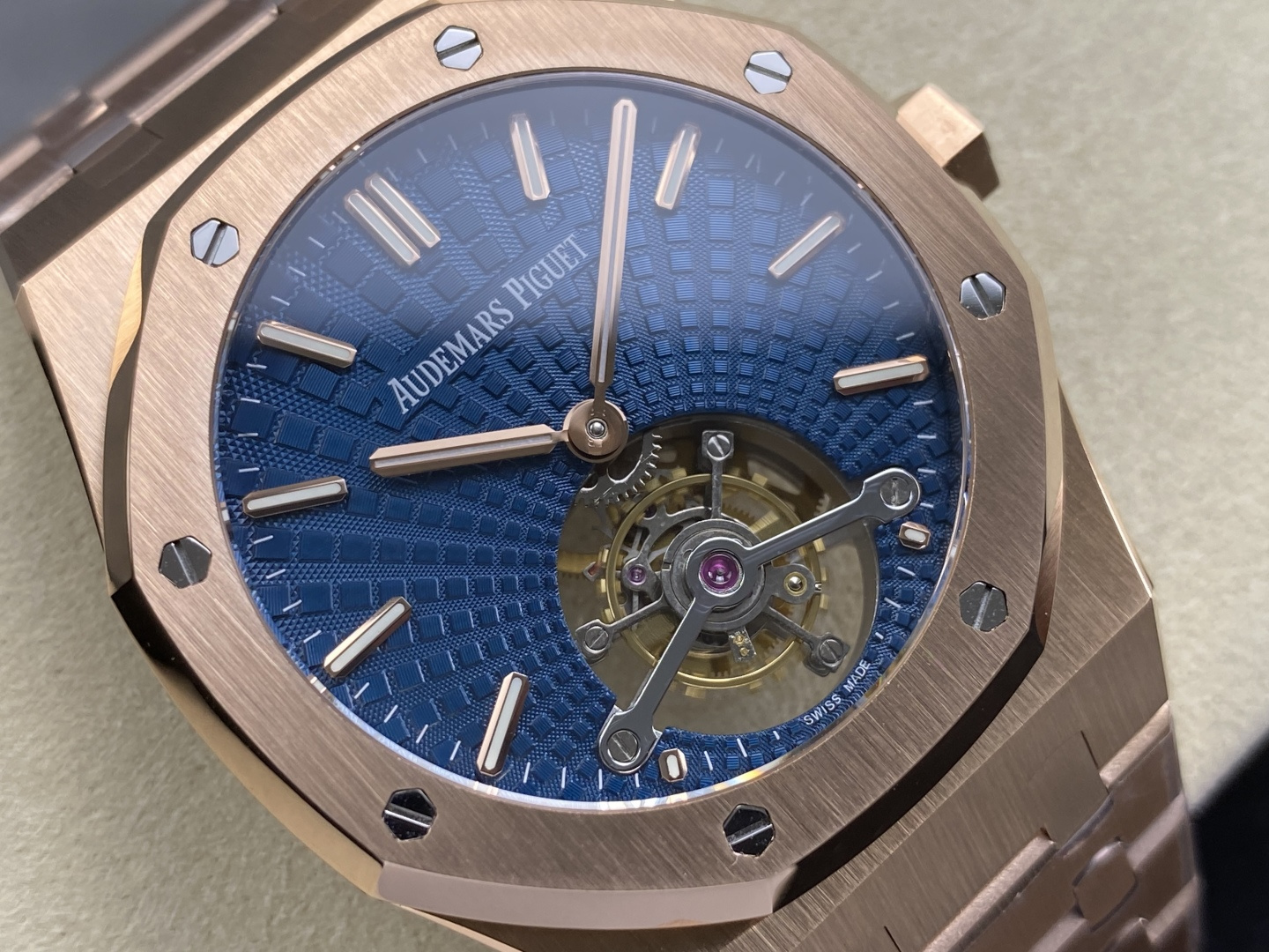 Audemars Piguet Royal Oak 41 mm Tourbillon Configuration D5FDB1 1:1 Superclone - Image 13