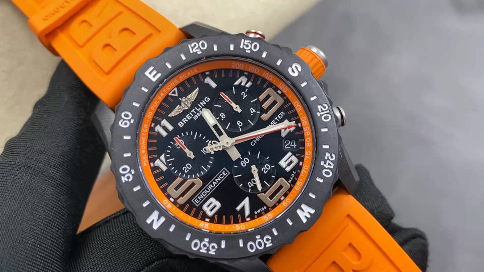 Breitling Endurance Pro Carbon composite Rubber strap 44 mm Chronograph Configuration B8BE04 1:1 Superclone
