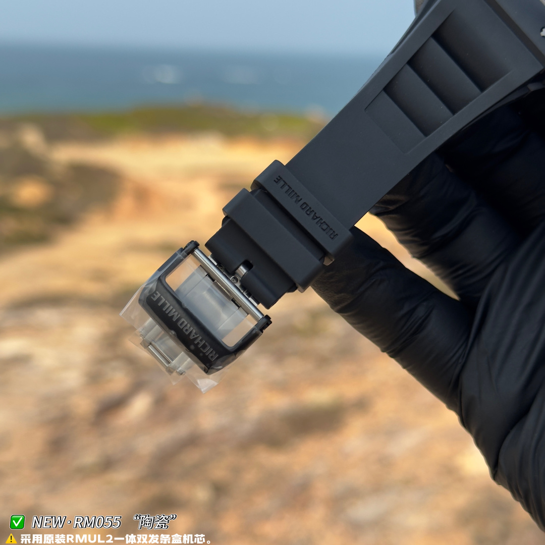 Richard Mille RM 055 RM055 White Ceramic Rubber strap 49.90 x 42.70 mm Configuration 0FBA99 1:1 Superclone - Image 8