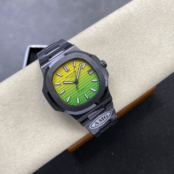 Patek Philippe Nautilus 5711 Ceramic Blue dial 40 mm Configuration 8C5A4B 1:1 Superclone