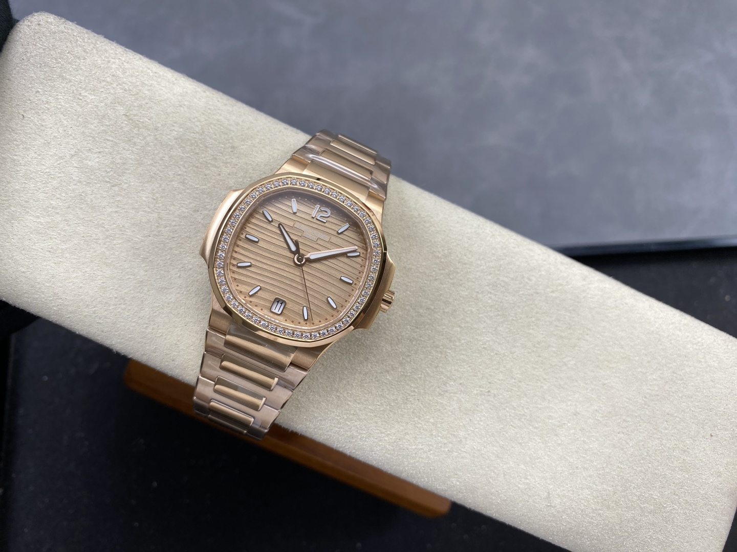 Patek Philippe Nautilus Automatic 3K Factory Configuration DA5C16 1:1 Superclone - Image 3