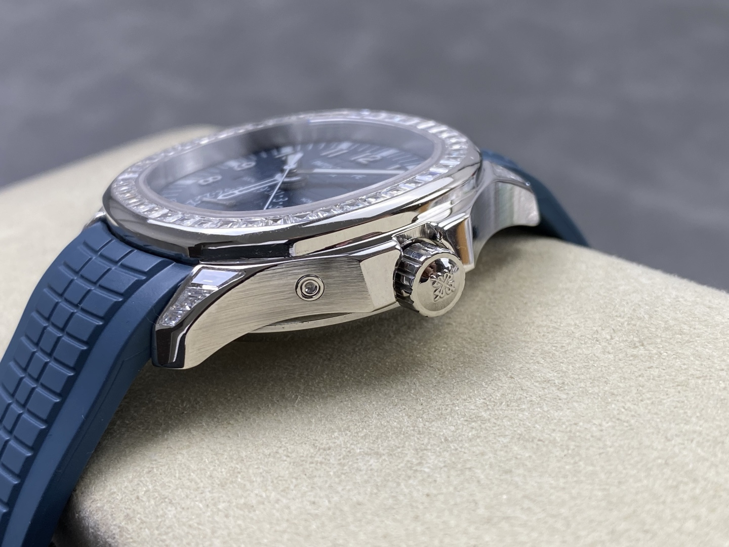 Patek Philippe Aquanaut 5164 PP+ Factory Configuration C11E26 1:1 Superclone - Image 4