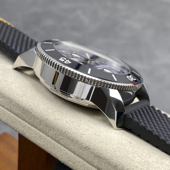 Breitling Superocean BLS Factory Configuration 05BDA2 1:1 Superclone