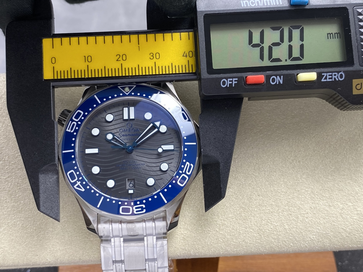 Omega Seamaster Diver 300M Green 42 mm Configuration 82B7B3 1:1 Superclone - Image 10