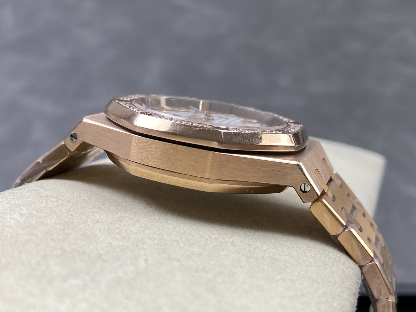 Audemars Piguet Royal Oak Stainless-steel bracelet 37 mm Tourbillon Configuration 037D65 1:1 Superclone - Image 3
